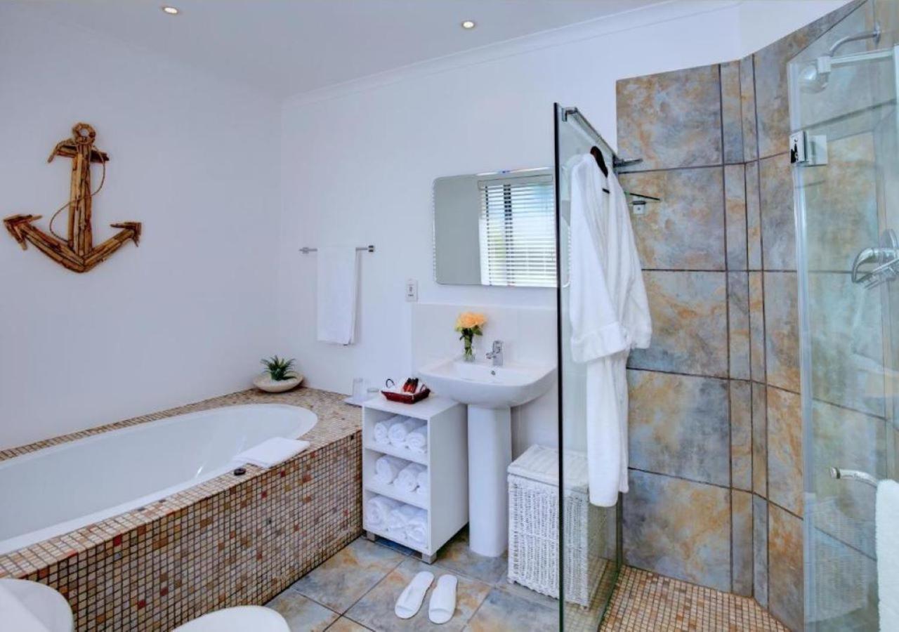 Linkside 1 Self-Catering Appartamento Mossel Bay Esterno foto