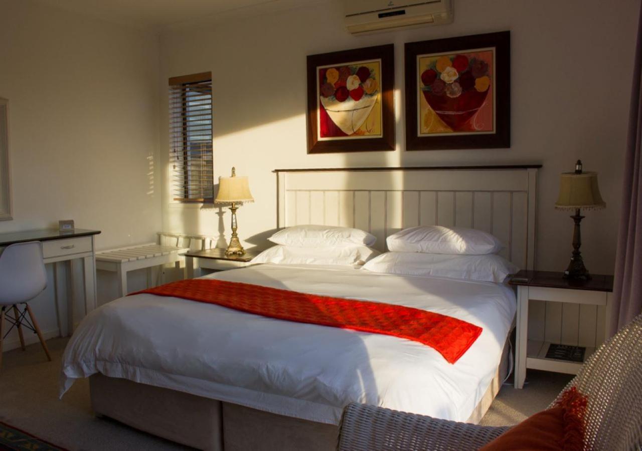 Linkside 1 Self-Catering Appartamento Mossel Bay Esterno foto